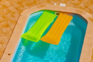 mini piscine coque